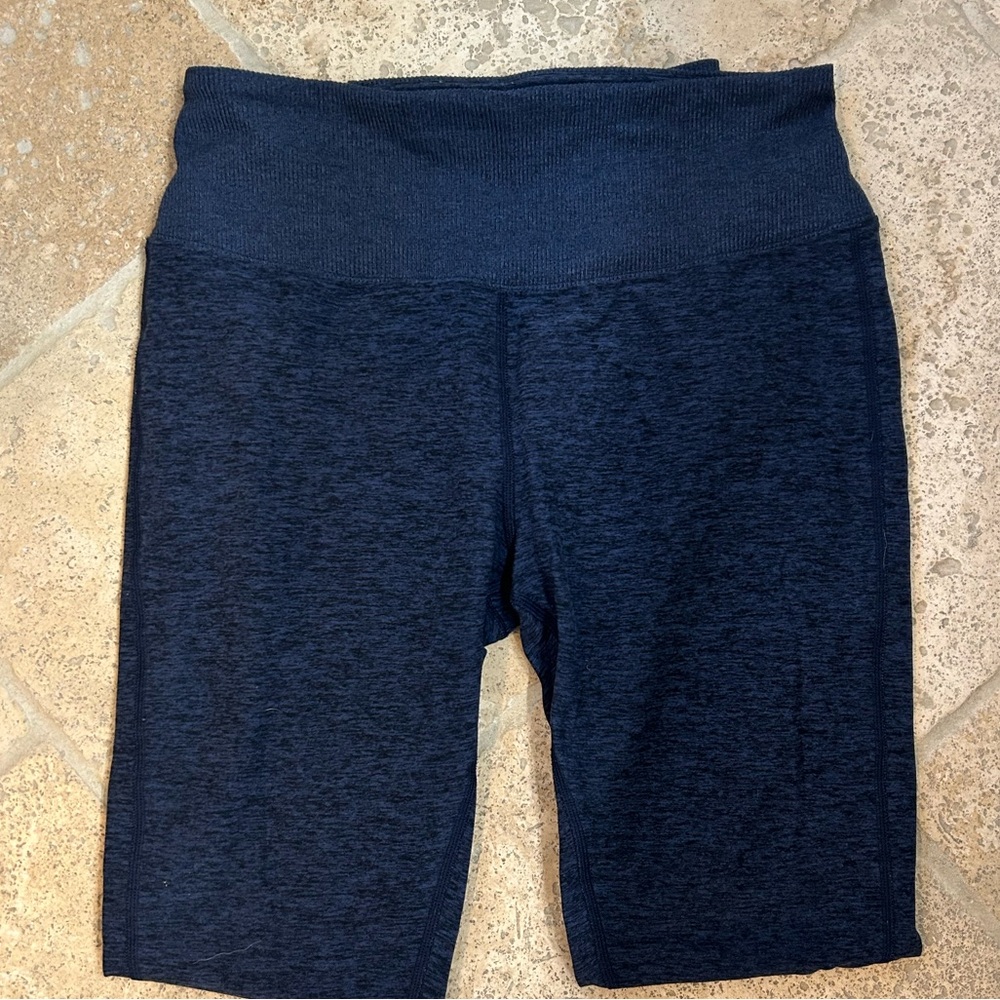 Great Condition Alo Yoga High Waist Lounge Leggings – Rich Navy Heather, Size M - Picture 2 of 6